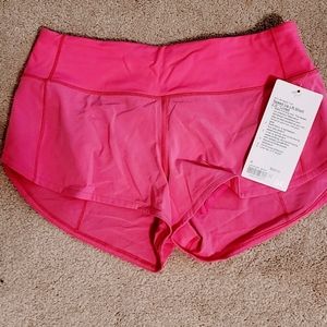 Lululemon Speed Up LR Short 2.5